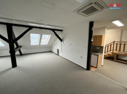 8CD46AA4-9525-41CD-96DD-2C7DBFEC282D.jpeg | Pronájem - kanceláře, 122 m²