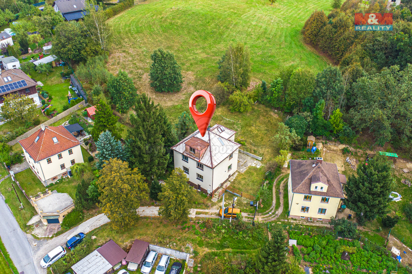 Dům