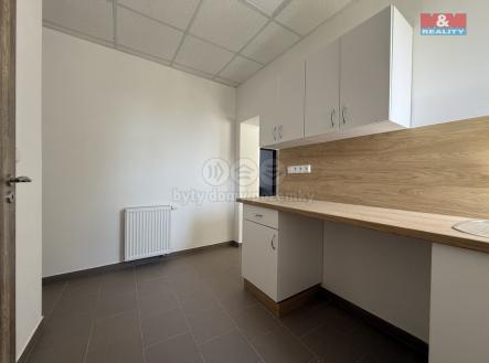 IMG_3138.jpeg | Pronájem - obchodní prostor, 260 m²