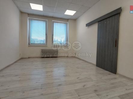 20231005_130127.jpg | Pronájem - kanceláře, 17 m²