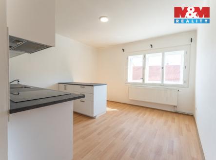 003.jpg | Prodej - dům/vila, 1 120 m²