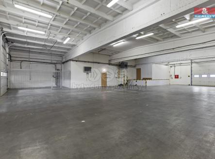 interiér | Pronájem - skladovací prostor, 1 072 m²