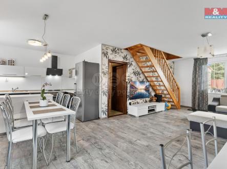 Kuchyň s obývákem.jpg | Prodej - dům/vila, 200 m²