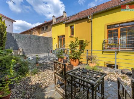 zahrádka | Prodej - dům/vila, 280 m²