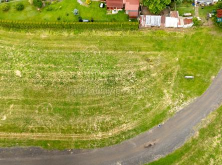 Příjezdová cesta  | Prodej - pozemek pro bydlení, 1 014 m²