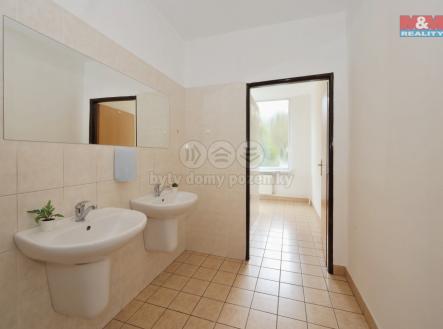 sociální zař. | Pronájem - kanceláře, 36 m²