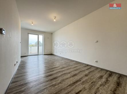 . | Pronájem bytu, 1+kk, 35 m²