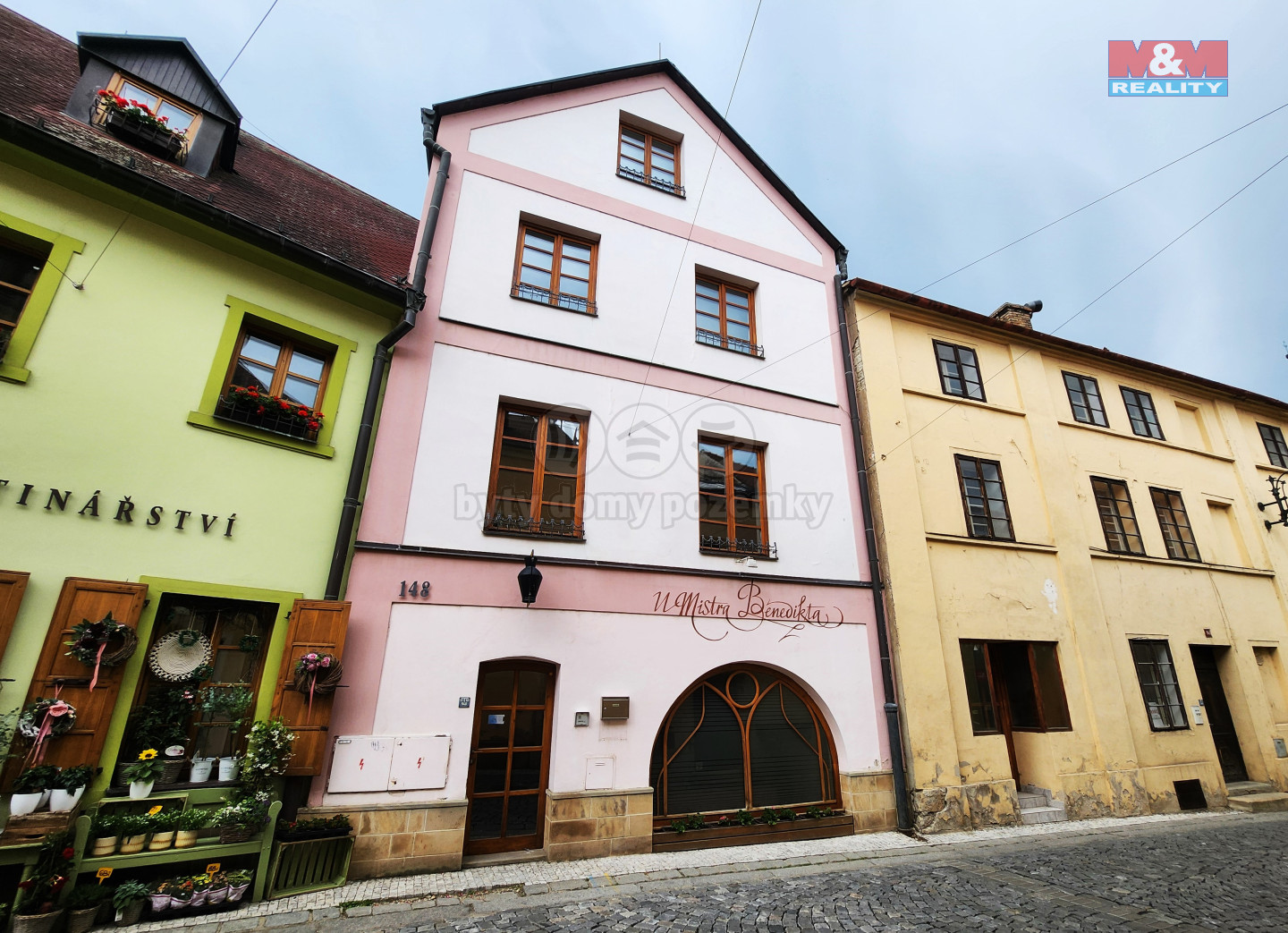 dům