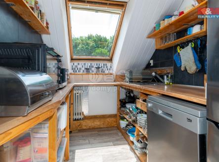 kuch.jpg | Prodej - dům/vila, 250 m²