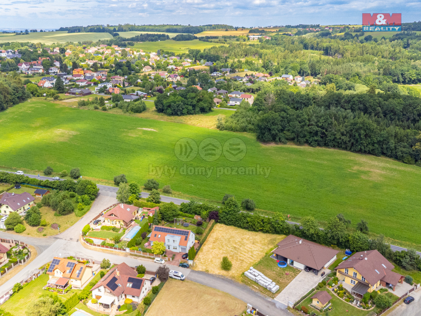 POZEMEK VELKE POPOVICE-14.jpg