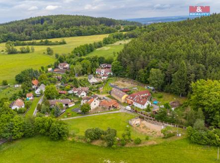 e38c04de-5157-4448-b909-7e71f649b94e.jpg | Prodej - pozemek pro bydlení, 2 820 m²