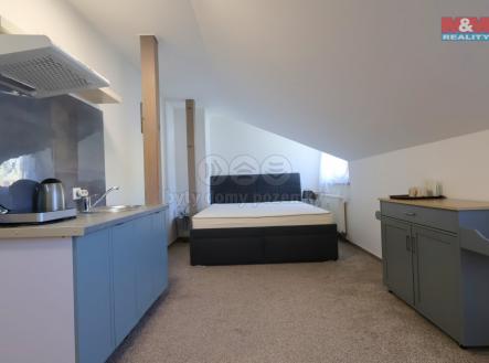 IMG_1715-1.jpg | Pronájem bytu, 1+kk, 33 m²
