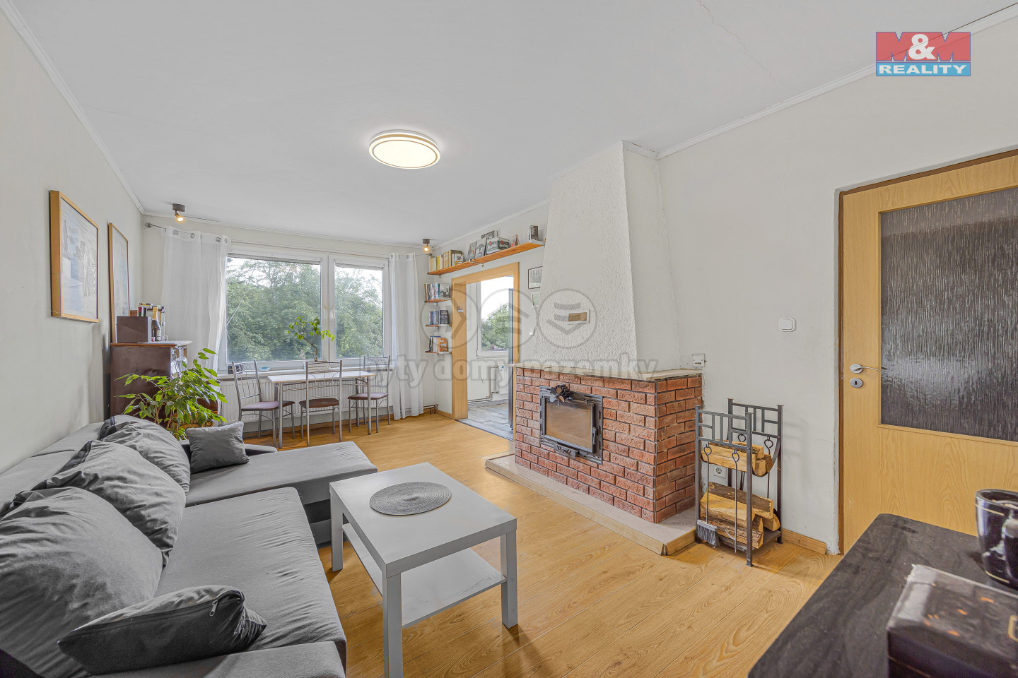 patro obyvací pokoj