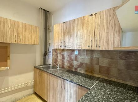 35D7343D-0FD0-4DD5-A50E-1F04454C7B90_1_201_a.jpg | Pronájem - obchodní prostor, 14 m²