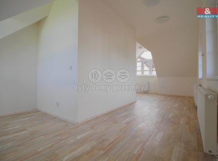 IMG_6012.jpg | Pronájem bytu, 1+kk, 36 m²