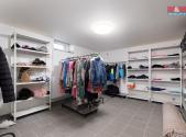 Prodej - obchodní prostor, 180 m²