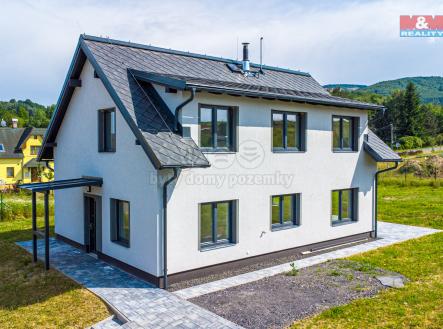 Dům | Prodej - dům/vila, 134 m²
