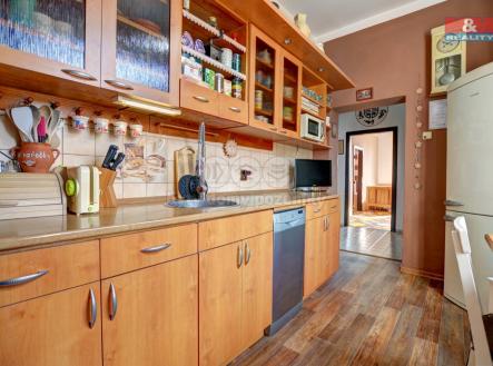 51ab72de-c7ef-4413-8f78-34dc1ef890af.jpg | Prodej - dům/vila, 408 m²