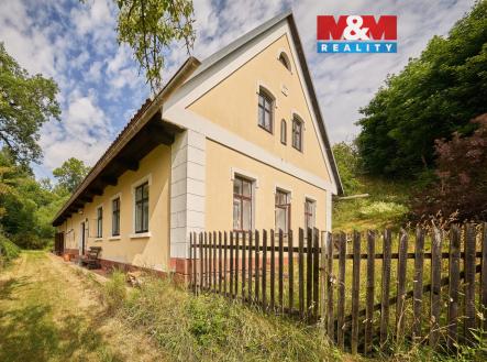 Pohled na dům  | Prodej - dům/vila, 164 m²