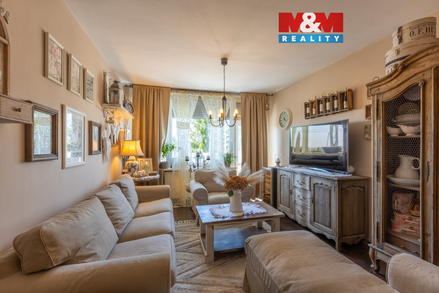 Realitni╠ü fotografie - Postoloprty - Dominika Dona╠ütova╠ü - 14.jpg