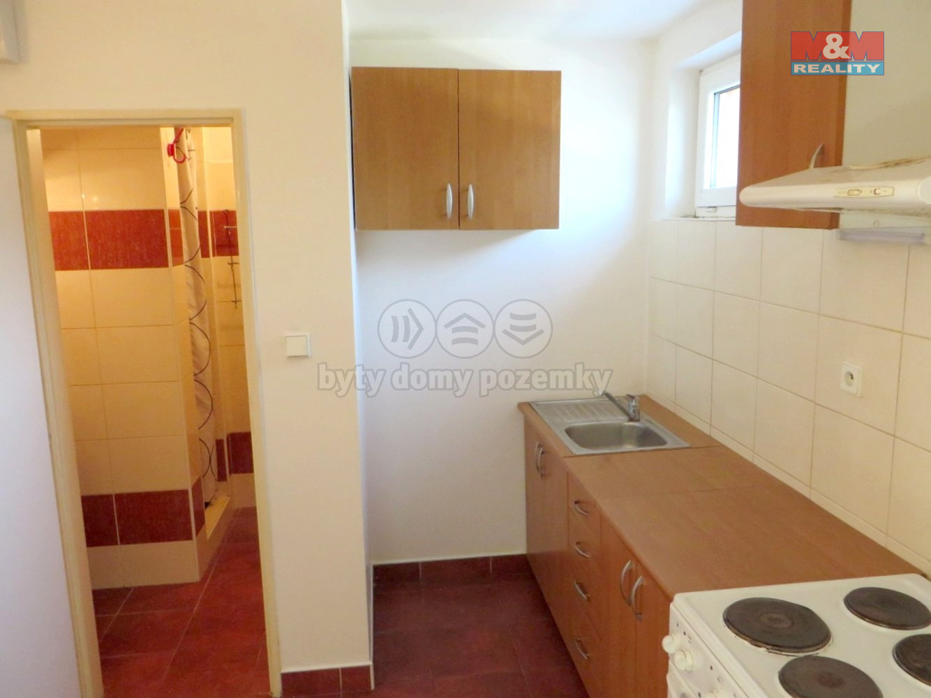39d8a033-7683-4bd9-9752-d1e31ceb499b.jpg