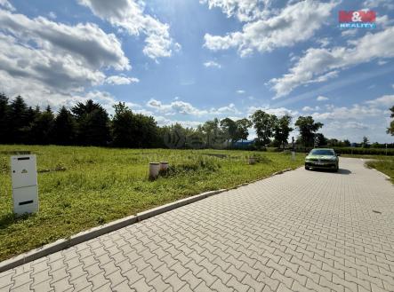 E71B3566-AA81-4ED3-AAC8-BC5E589691A7_1_201_a.jpeg | Prodej - pozemek pro bydlení, 831 m²