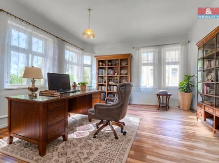 eb8a98d7-3af4-42de-bc88-1946b6af62a4 - Home Office - Luxury - 5.jpg | Prodej bytu, 3+1, 118 m²