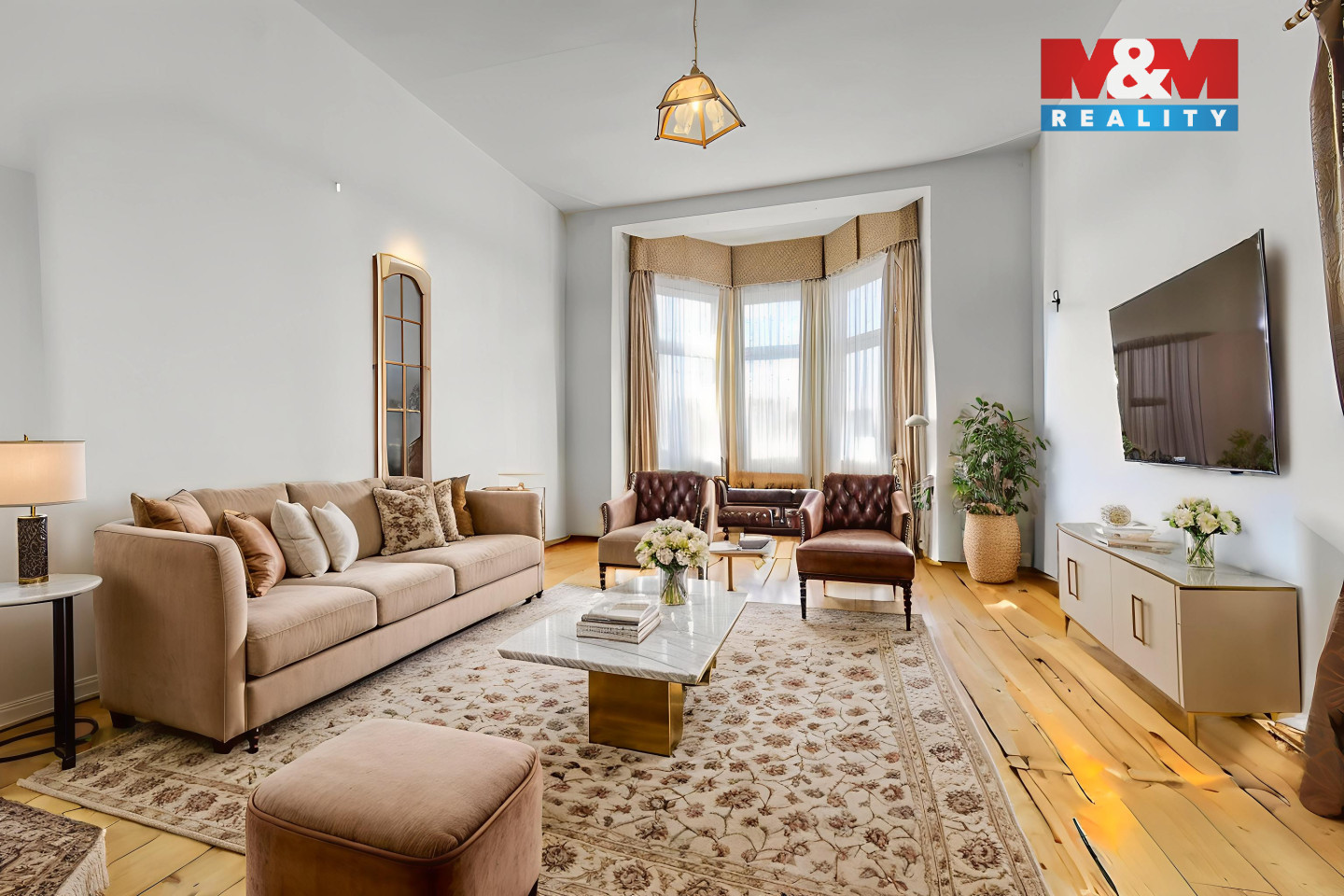 50822197-207c-4b64-a042-daf042de8df3 - Living Room - Luxury - 14.jpg