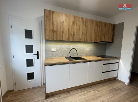 132A2C15-AA80-41C9-B7DC-5B1D8DC90CCC_1_201_a.jpeg | Pronájem bytu, 2+1, 56 m²