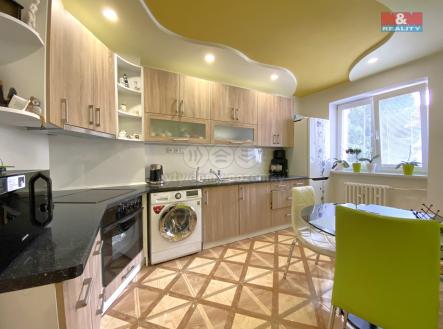 24.jpeg | Prodej bytu, 2+1, 61 m²