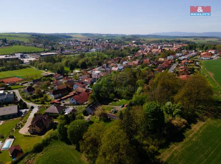 a7fa7009-e41e-4c4a-9ce1-d08449a36b27.jpg | Prodej - pozemek pro bydlení, 1 261 m²