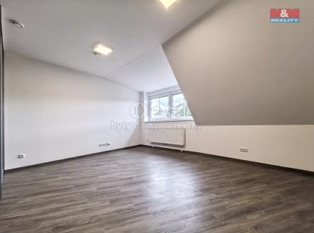 IMG_20250418_131553.jpg | Pronájem bytu, 1+kk, 33 m²