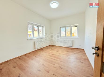 pokoj 1 | Pronájem bytu, 2+1, 55 m²
