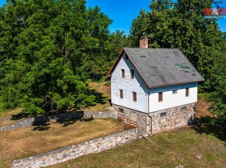 pohled na dům | Prodej - chata/rekreační objekt, 150 m²