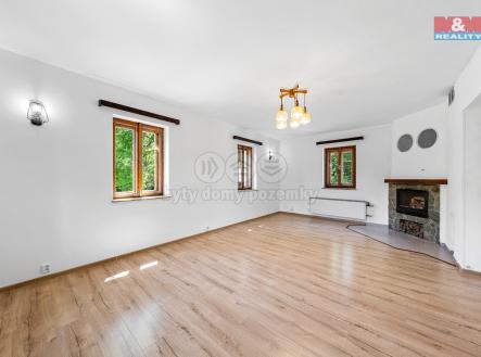 pokoj v přízemí | Prodej - chata/rekreační objekt, 150 m²