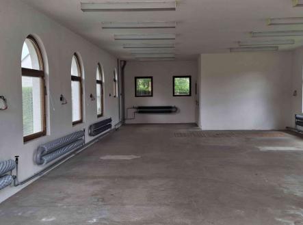 JPEG_20250714_105200_4406613140992712852.jpg | Pronájem - skladovací prostor, 120 m²