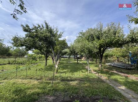 IMG_4656.jpg | Prodej - pozemek, zahrada, 1 424 m²