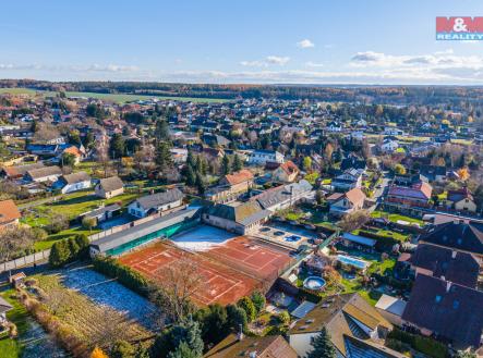 Prodej hotelu, penzionu, 650 m², Babice, ul. Sportovní | Prodej - obchodní prostor, 650 m²