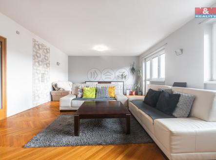 web_010_20250718_MM_byt_Uhersky_Brod-Poradi-1625.jpg | Prodej bytu, 4+1, 125 m²