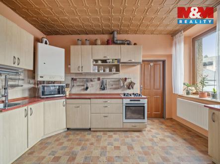 DSC00359.jpg | Prodej - dům/vila, 327 m²