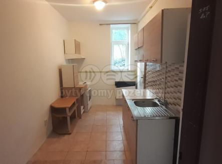 Pohled na kuchyň.jpg | Pronájem bytu, 2+1, 50 m²