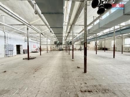 IMG_2637.jpg | Pronájem - skladovací prostor, 611 m²