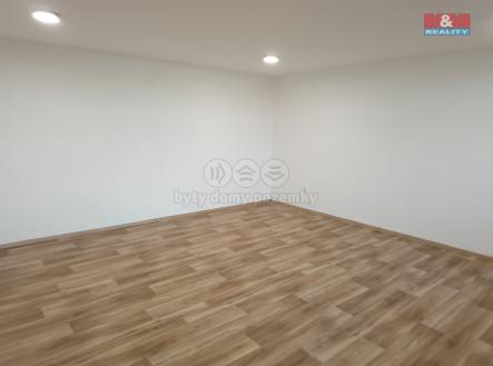 IMG_20241103_154104.jpg | Pronájem bytu, 2+kk, 61 m²