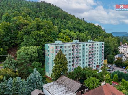 Pod Vrchem 245_2.jpg | Prodej bytu, 3+1, 78 m²