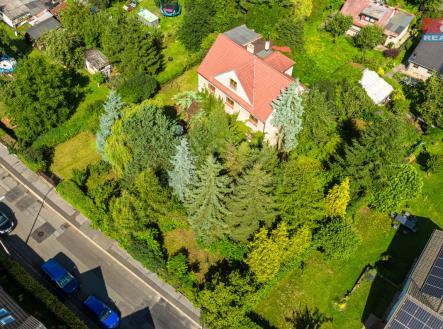 pohled na dům | Prodej - dům/vila, 210 m²