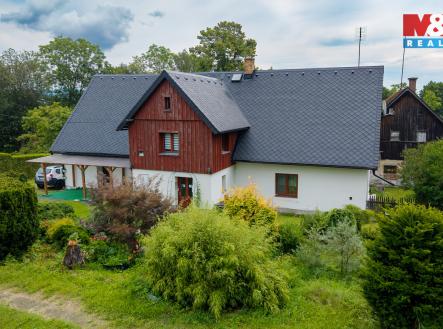 Dům | Prodej - dům/vila, 323 m²