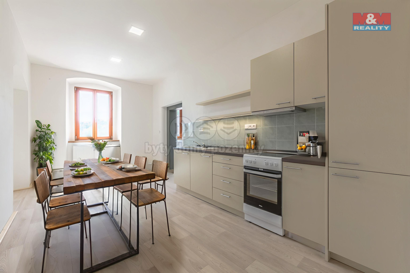 vizualizace AI jidelna .jpg