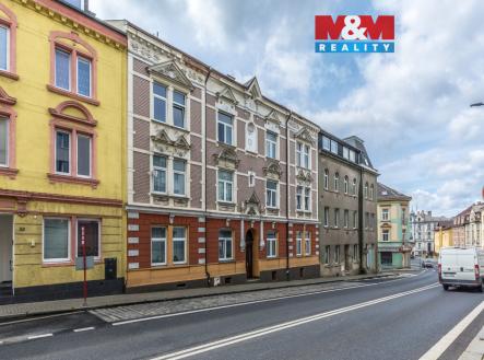 Pohled na dům | Prodej bytu, 2+1, 68 m²