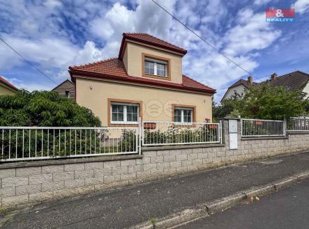 Dům | Pronájem - dům/vila, 230 m²
