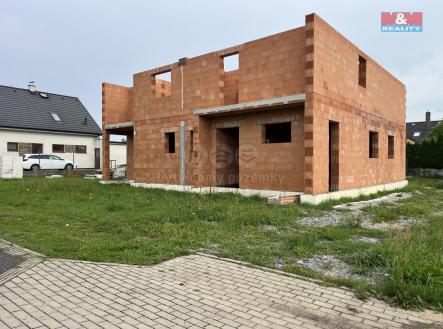 dům | Prodej - dům/vila, 130 m²